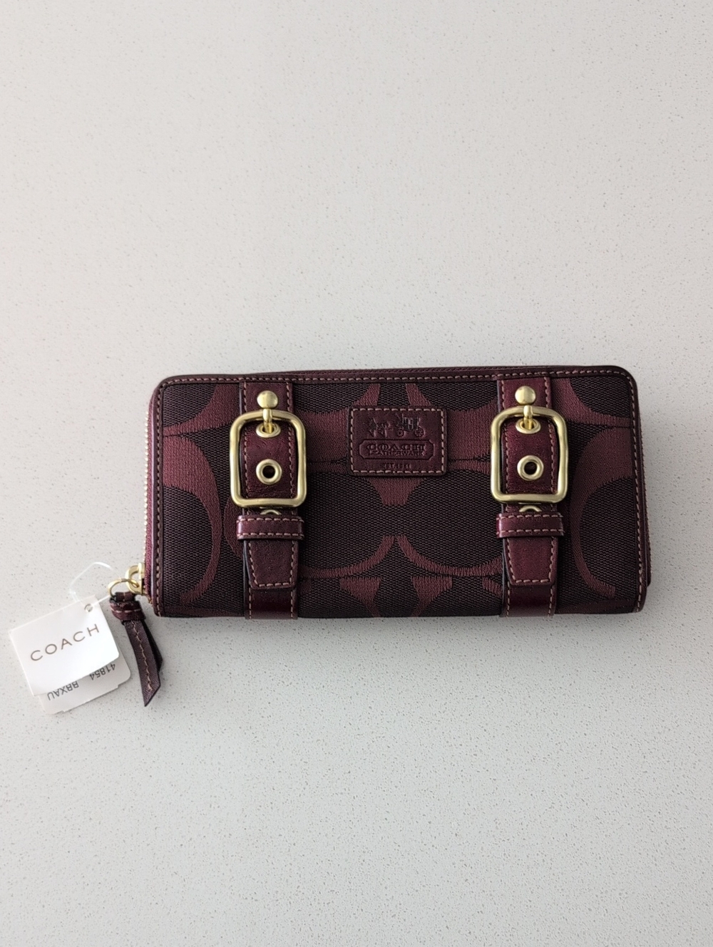 Coach Campbell Bordeaux Signature Buckle Accordion Zip Wallet #41854